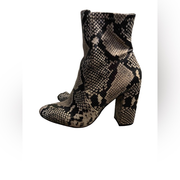 Aldo Black and Tan Snakeskin Heeled Boots - Picture 2 of 4